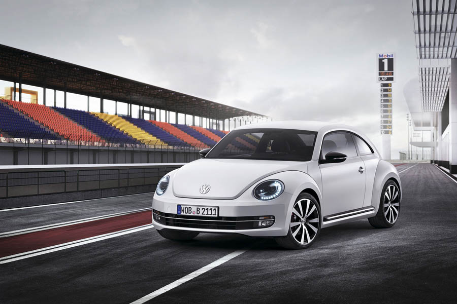 VW Beetle 2012: Το θρυλικό «σκαθάρι» επέστρεψε!