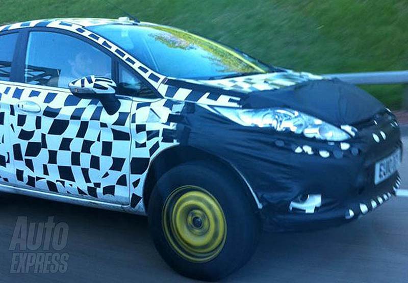 Ford B-MAX 2012: Πολυμορφικό σε συσκευασία πόλης