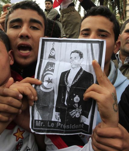 Αμφιβολίες για τον Τυνήσιο «μάρτυρα» που πυροδότησε την Αραβική Άνοιξη