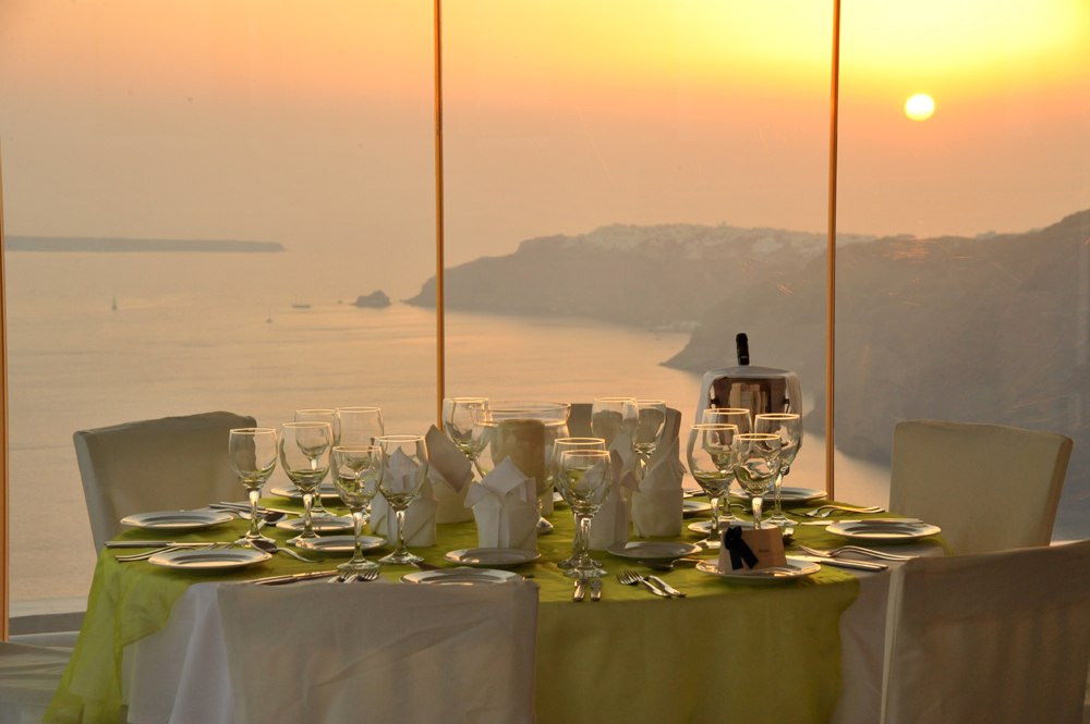 Το Pantheon Deluxe Villas στη Σαντορίνη