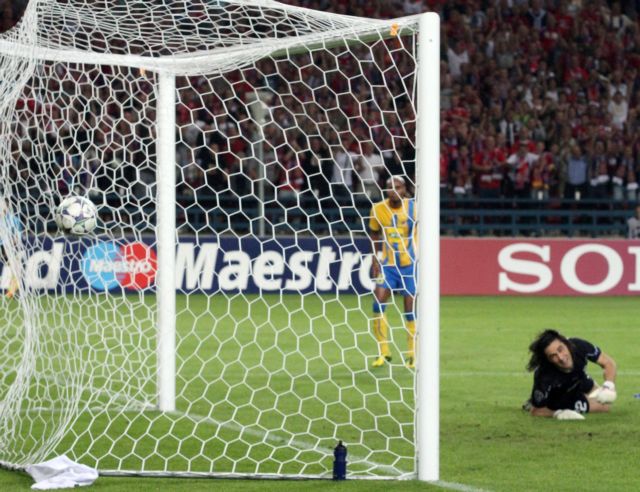 Ήττα του ΑΠΟΕΛ στην Κρακοβία, «τορπίλη» από την Οντένσε (pics)