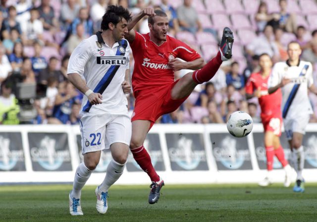 Ο Ολυμπιακός των «10» έκλεψε τις εντυπώσεις (2-2) με την Ίντερ