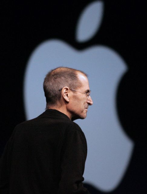 Παραιτήθηκε ο Στηβ Τζομπς από το τιμόνι της Apple