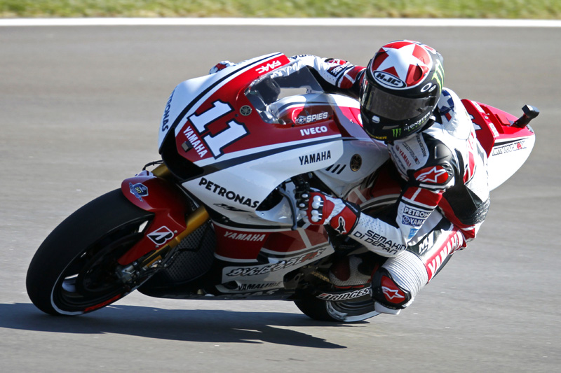 MotoGP Ινδιανάπολης 2011, ΕΔ1-2: Ο Ben Spies στο ρυθμό του Casey Stoner