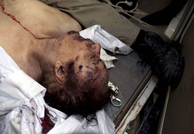 Νεκρός ο Μουαμάρ Καντάφι μετά την πτώση της Σύρτης