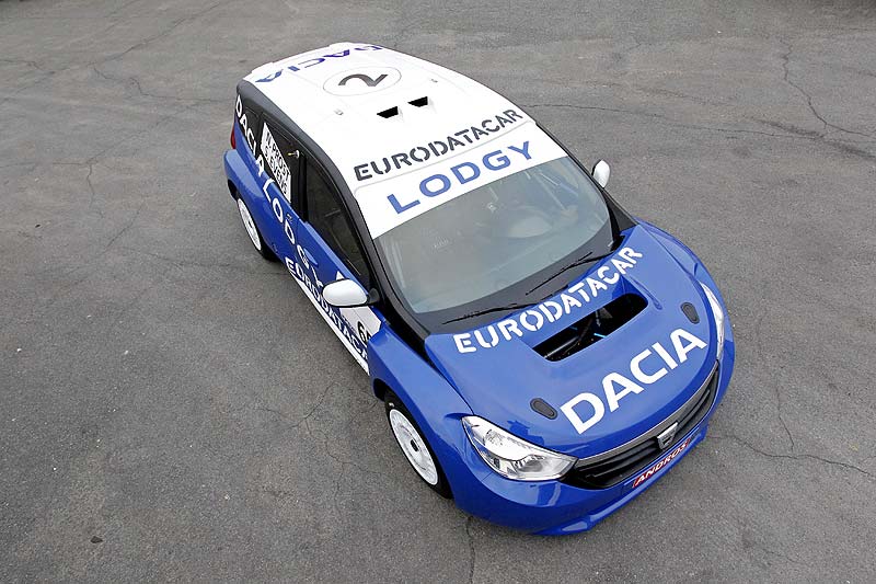 Αγωνιστικό Dacia Lodgy Glace για το Andros Trophy 2011-2012