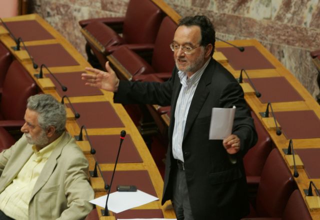 Πώς αξιοποιούν οι τράπεζες τη ρευστότητα που εξασφαλίζουν με κρατικές εγγυήσεις, ρωτά ο ΣΥΡΙΖΑ