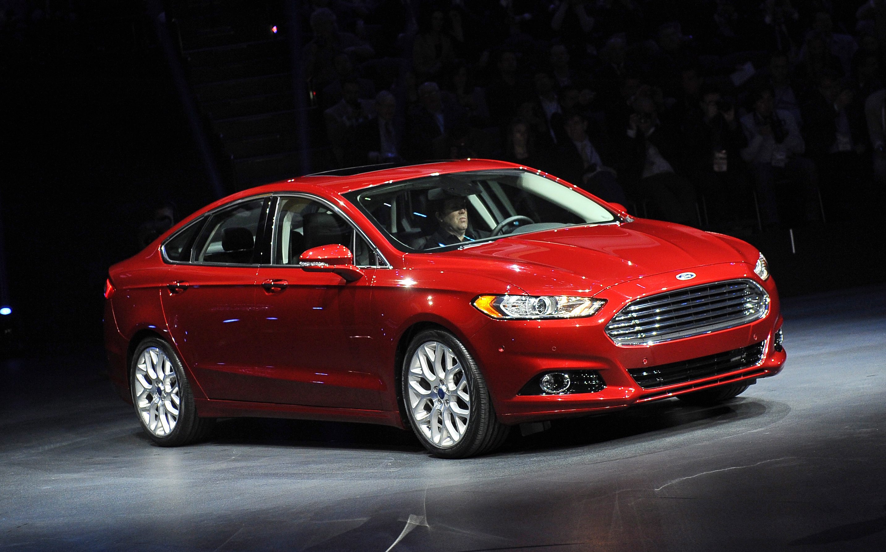 Ford Fusion 2013: Πρώτη γεύση από Mondeo