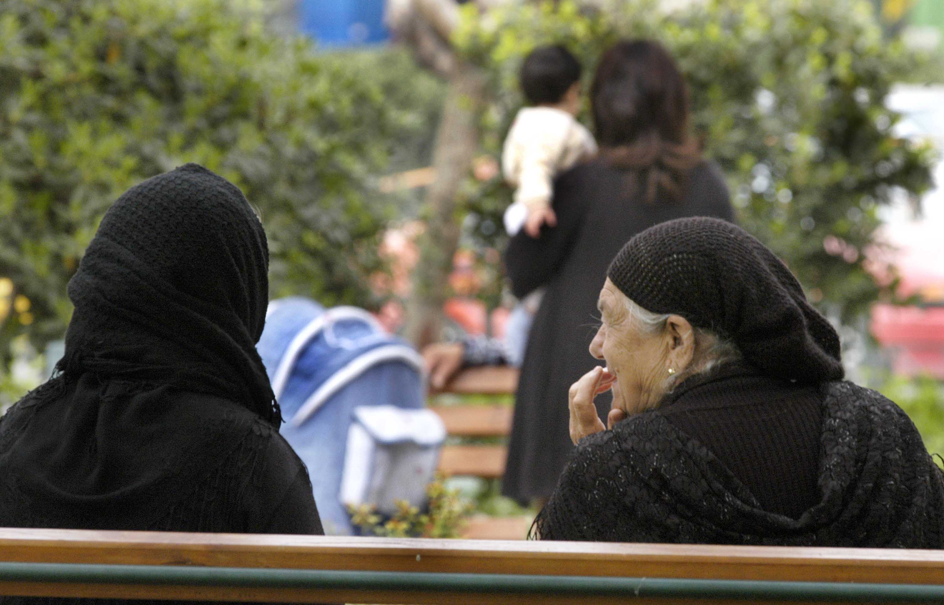 Την άμεση λήψη μέτρων προστασίας των ηλικιωμένων ζητά η «Γραμμή Ζωής»