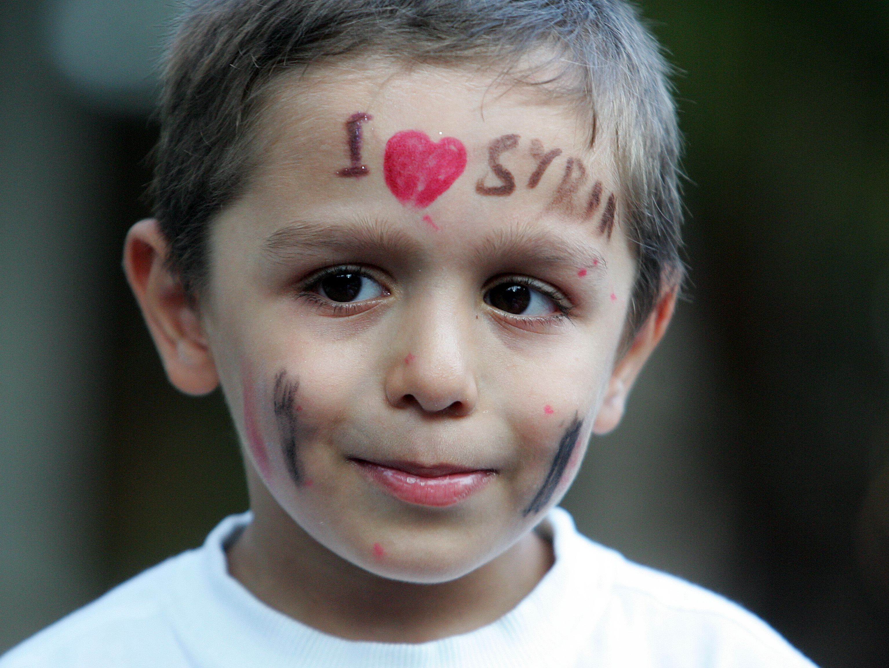 Επεισόδια στην πρεσβεία της Συρίας στην Αθήνα με 13 προσαγωγές