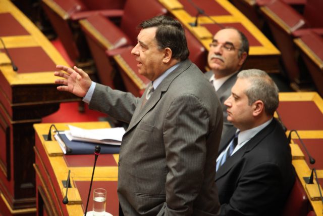 Περαιτέρω ύφεση και αύξηση της ανεργίας προβλέπει ο Γ.Καρατζαφέρης από το πάγωμα των επενδύσεων