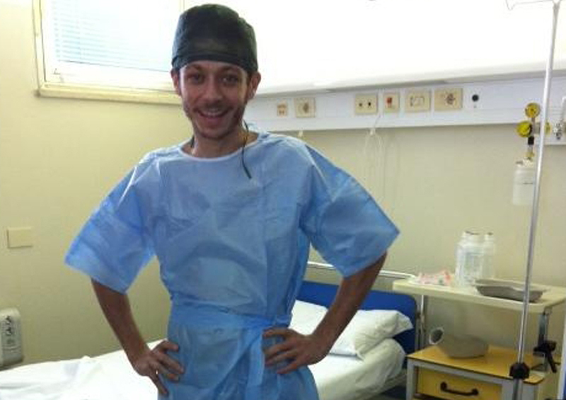 Στο χειρουργείο και ο Valentino Rossi