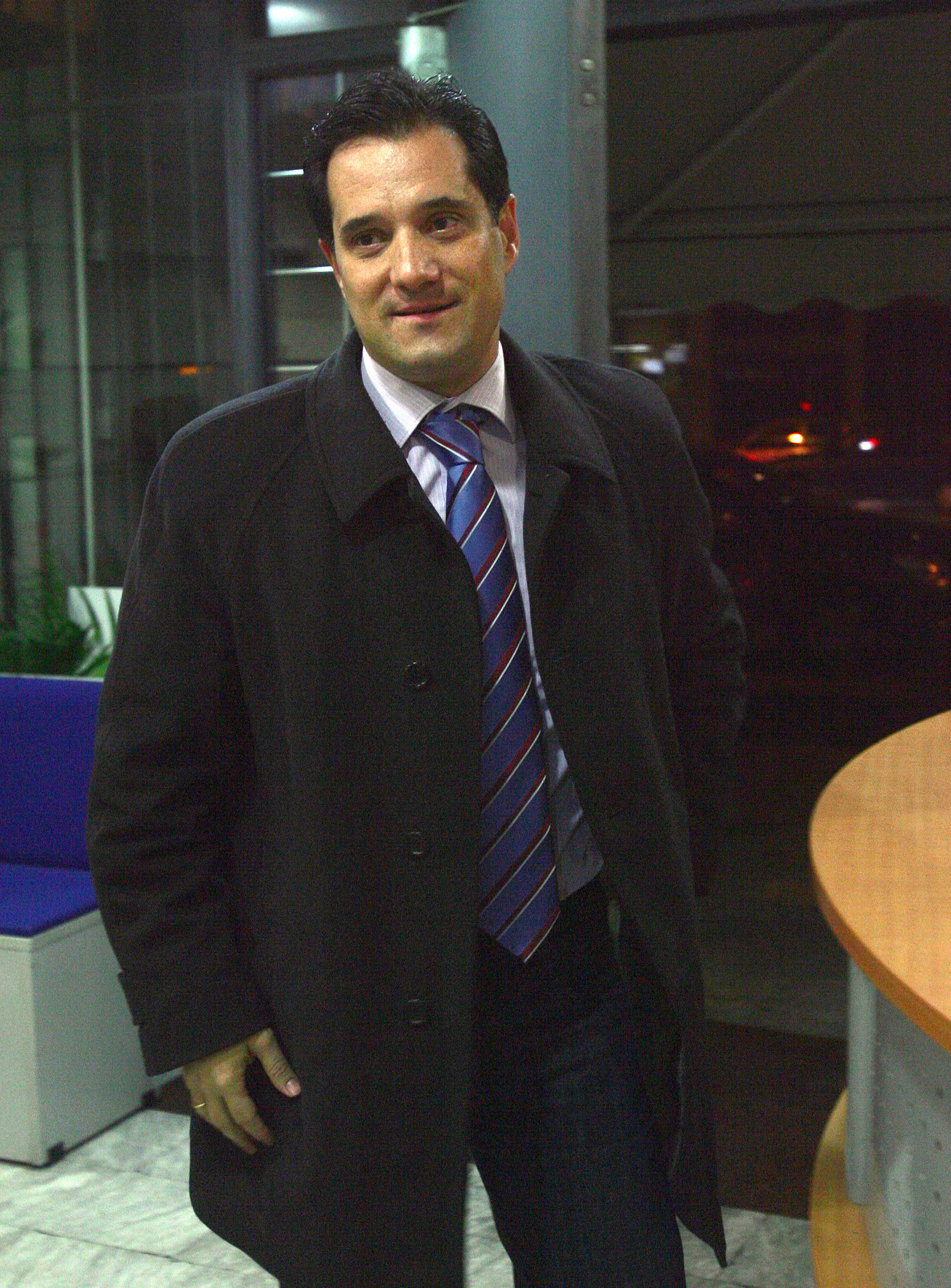 Την παράδοση της έδρας από τον Άδωνη Γεωργιάδη περιμένουν στον ΛΑΟΣ