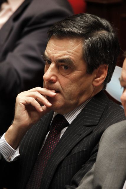 Με δημοψήφισμα θα προσπαθήσει να περάσει το «χρυσό κανόνα» η Γαλλία