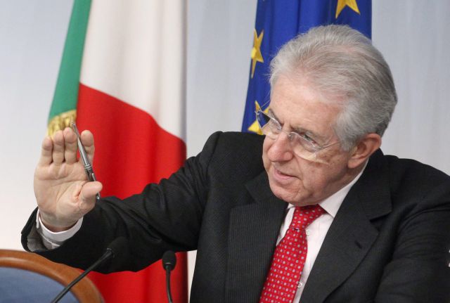 «Όχι» σε πρόωρες εκλογές, «ναι» σε κυβέρνηση ιταλικού τύπου, λέει στην Ελλάδα ο Μ.Μόντι