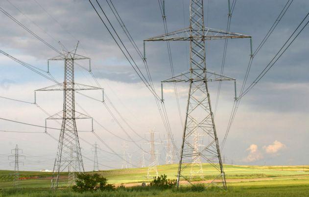 Έκτακτα μέτρα από το ΥΠΕΚΑ με απαγόρευση εξαγωγών ηλεκτρικής ενέργειας