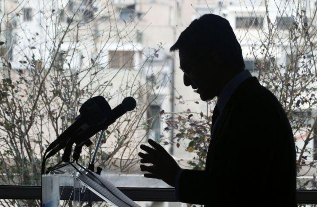 «Tώρα αλλαγή ηγεσίας στο ΠΑΣΟΚ» λέει ο Ανδρέας Λοβέρδος