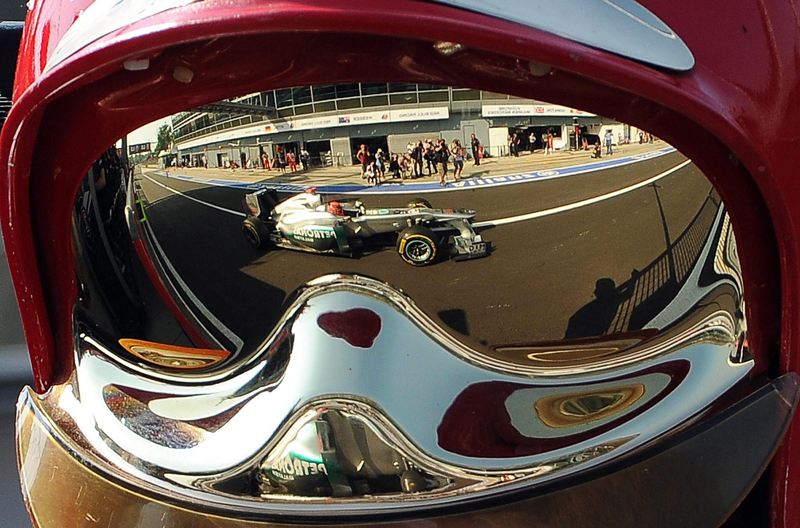 Πρόβα generale για την Mercedes AMG F1 W03 του 2012