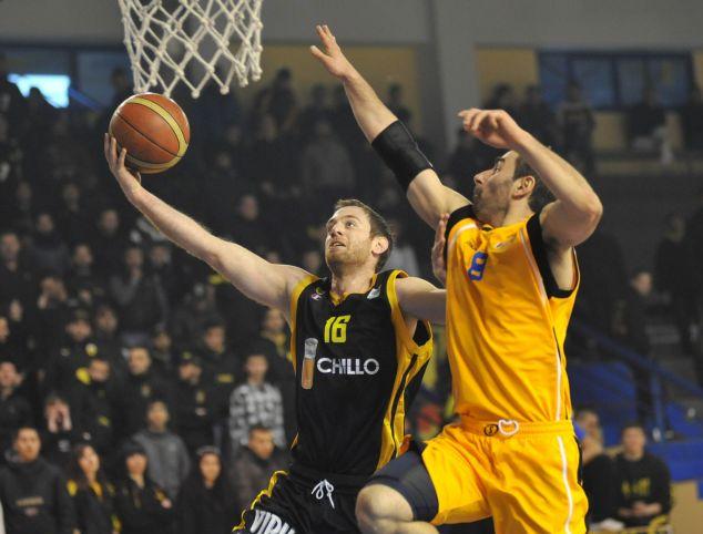 Μόνος πρώτος ο Πανελευσινιακός, ήττα για τον Απόλλων Πατρών