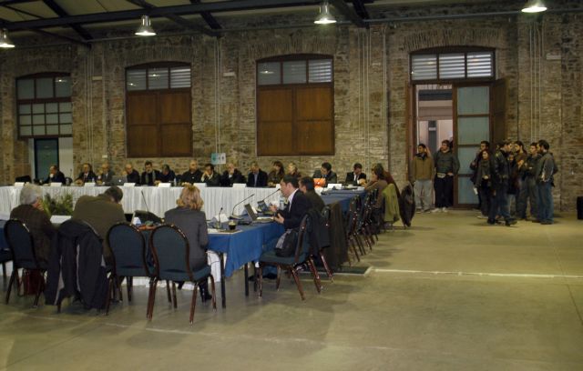 Να κοιτάξει τις αδυναμίες του νέου νόμου καλούν την υπουργό Παιδείας οι πρυτάνεις