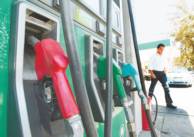 Σε αποκλεισμό του υπουργείου Οικονομικών προχώρησαν οι βενζινοπώλες