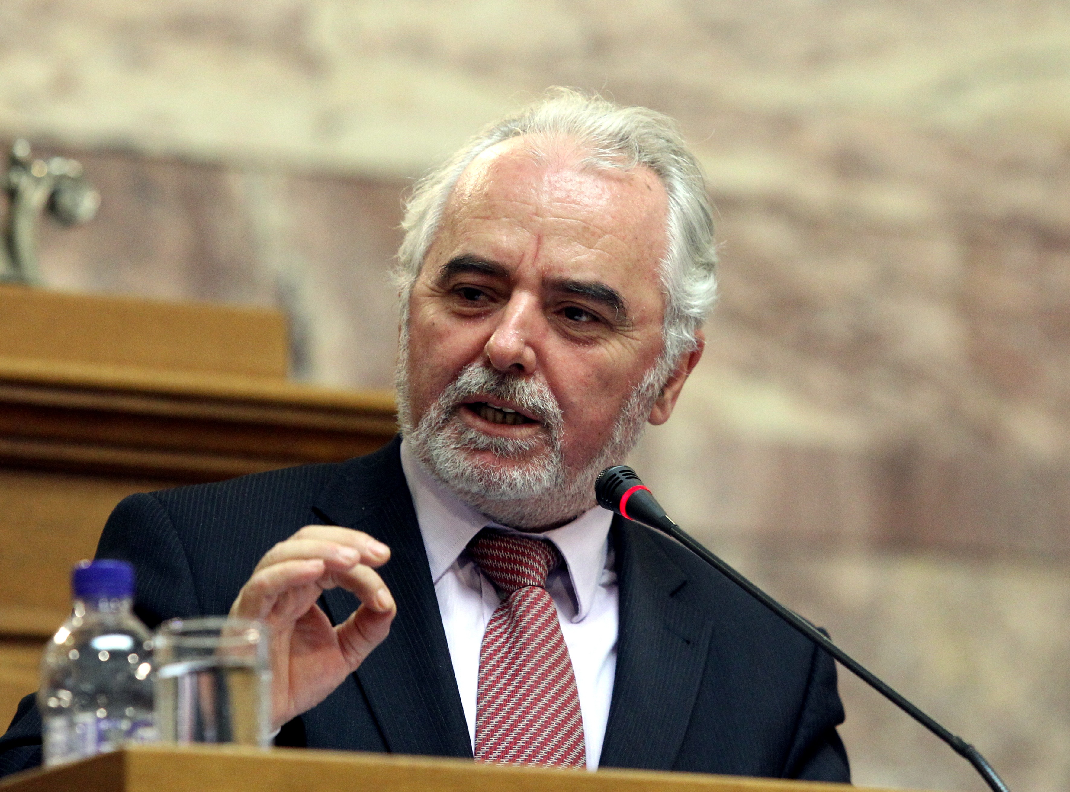 Την αντικατάσταση του ΟΕΚ και της Εργατικής Εστίας από νέο φορέα εξετάζει η κυβέρνηση