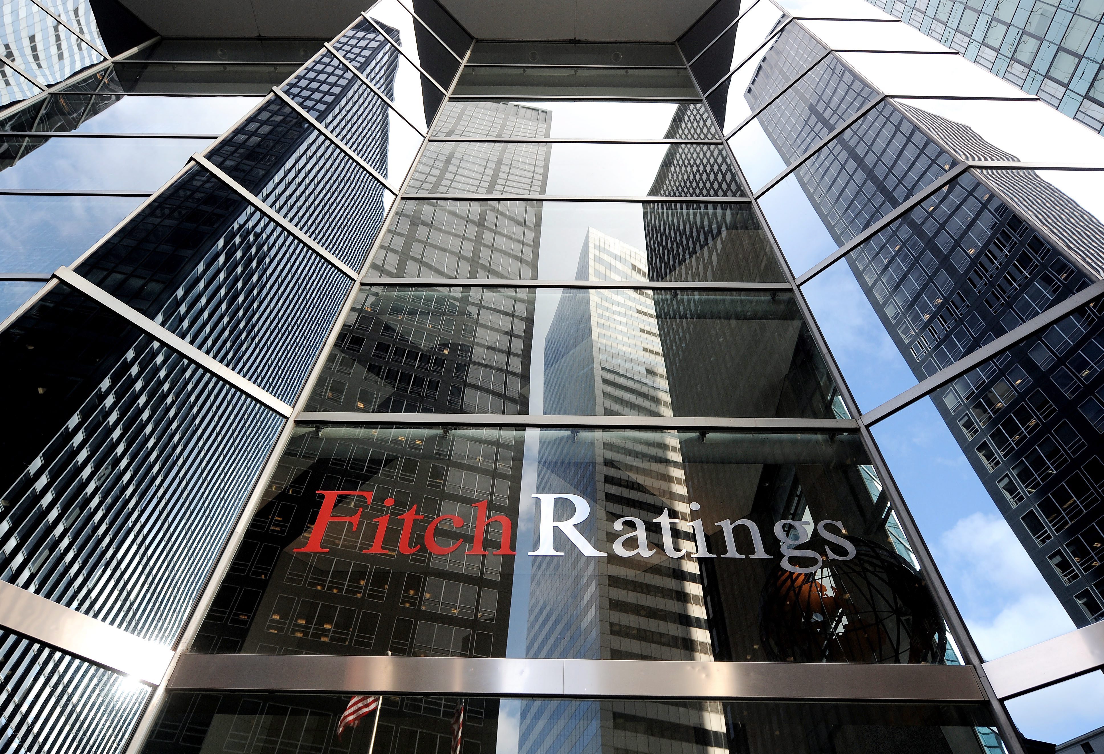 Η Fitch υποβάθμισε την Ελλάδα σε «C», μία βαθμίδα πριν τη χρεοκοπία