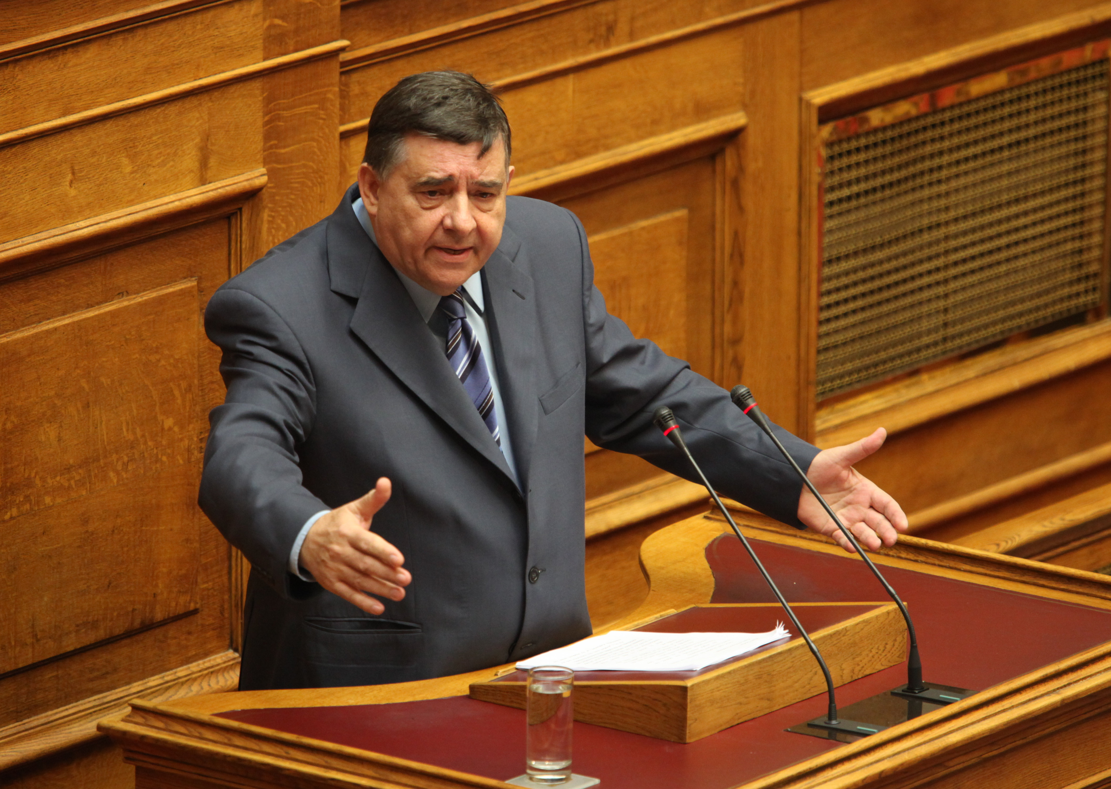 Η ΝΔ σκοπεύει να δώσει απαλλακτικό βούλευμα στο ΠΑΣΟΚ, λέει ο Γ.Καρατζαφέρης