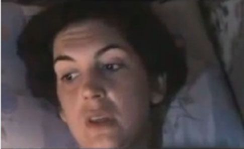 Τραυματισμένη Γαλλίδα δημοσιογράφος ζητά να φύγει από την κόλαση της Χομς