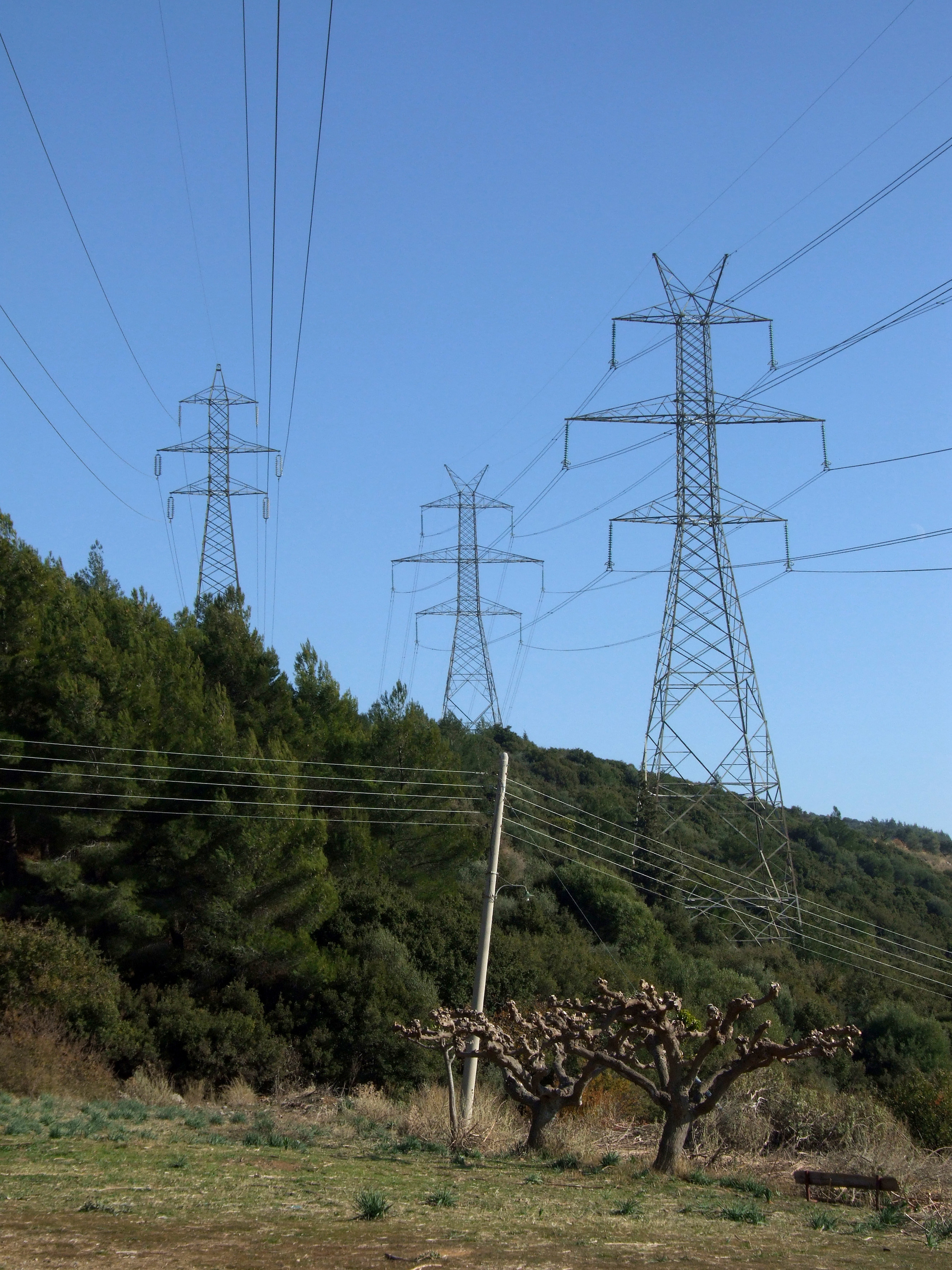 Αύξηση 7% στα τιμολόγια Υψηλής Τάσης ανακοίνωσε η ΔΕΗ