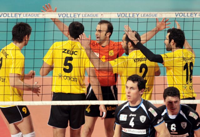 O Aρης πήρε το ντέρμπι από τον ΠΑΟΚ με 3-1 σετ