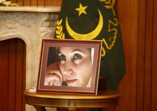 Διεθνές ένταλμα σύλληψης για τον Περβέζ Μουσάραφ ζητά το Πακιστάν