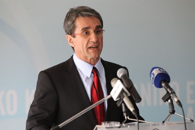 «Ναι» σε συνεργασίες μετά τις εκλογές, λέει ο Ανδρέας Λοβέρδος