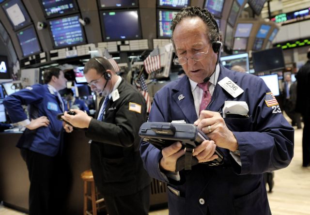 Μεγάλες απώλειες σε Ευρώπη και τις ΗΠΑ την Τρίτη