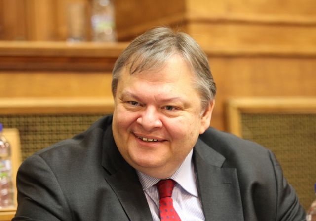 Με εκπροσώπους της καμπάνιας «Give Greece a chance» συναντήθηκε ο Ευ.Βενιζέλος