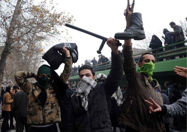 Βαριές καταδίκες για διασπορά φημών σε στελέχη της αντιπολίτευσης στο Ιράν