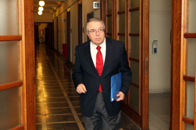 Βελτιώσεις στο νόμο για τα πανεπιστήμια προανήγγειλε ο Γιώργος Μπαμπινιώτης