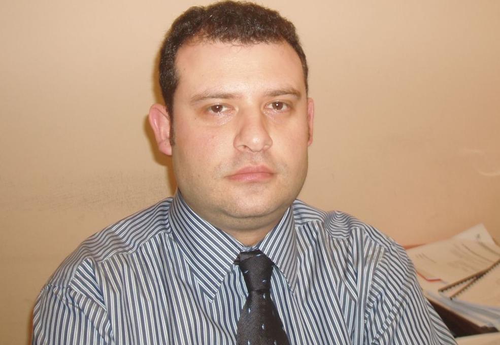 Στο 4,5% η ύφεση της ελληνικής οικονομίας το 2012, λέει ο Αγγ. Τσακανίκας του ΙΟΒΕ