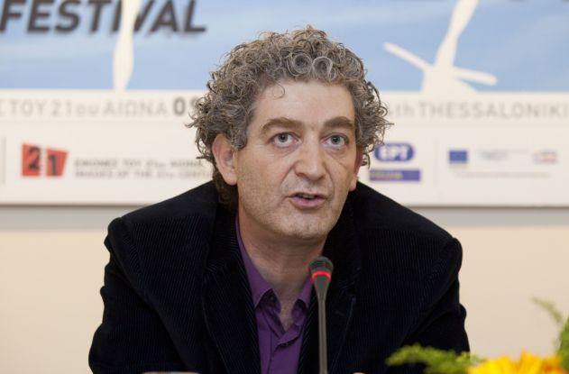 «Μην ξεπουληθείτε στη Δύση» προτρέπει τους Έλληνες ο σκηνοθέτης Εγιάλ Σιβάν