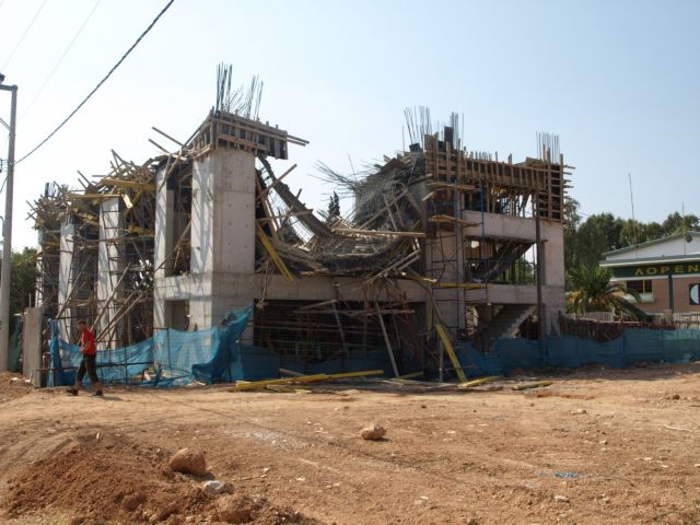 Μείωση 34,6% στον δείκτη παραγωγής στις κατασκευές στο δ’ τρίμηνο του 2011