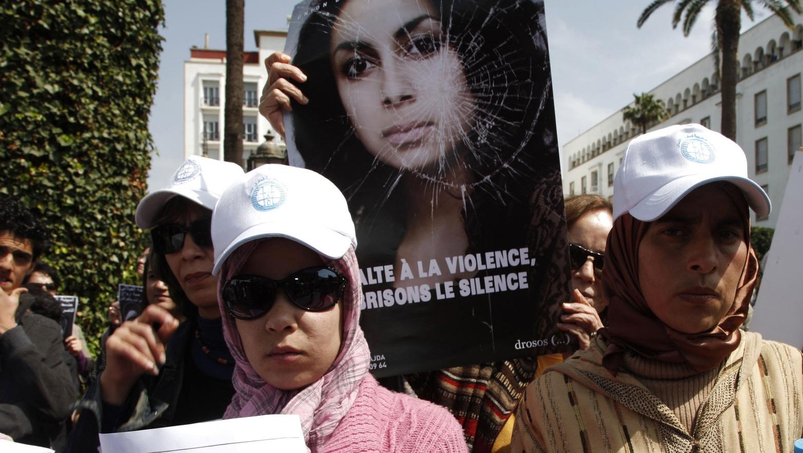 Διαδήλωση γυναικών στο Μαρόκο «κατά των γάμων με τους βιαστές»