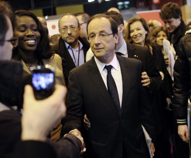 Σταθερά υπέρ της επαναδιαπραγμάτευσης του Δημοσιονομικού Συμφώνου ο Ολάντ