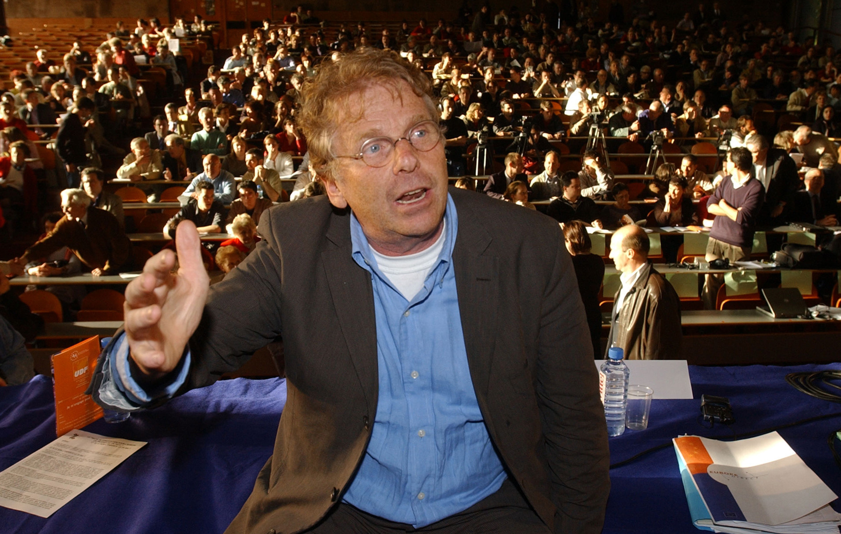 Πρόκληση για την ΕΕ η αναθέρμανση της ελληνικής οικονομίας, λέει ο Ντανιέλ Κον-Μπεντίτ