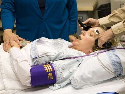 Διαλευκάνθηκε ο αντικαταθλιπτικός μηχανισμός του αμφιλεγόμενου «ηλεκτροσόκ»