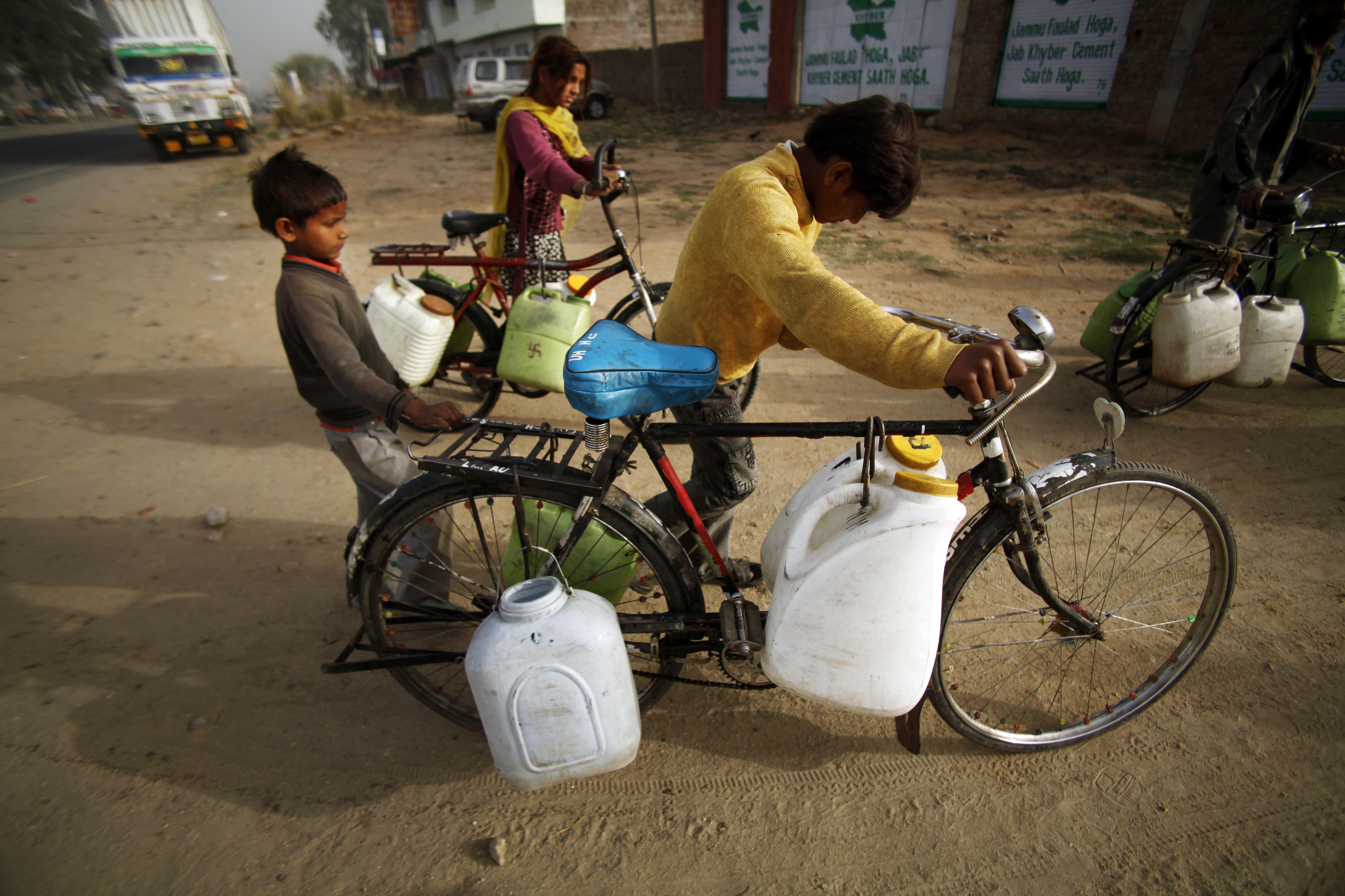 Τα παιδιά των αναπτυσσόμενων χωρών στερούνται πρόσβασης σε καθαρό νερό