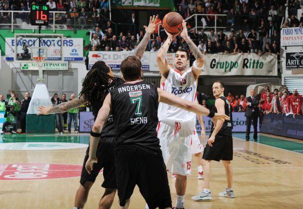 Οι καλύτερες 5 φάσεις της 2ης αγωνιστικής των πλέι οφ της Ευρωλίγκα