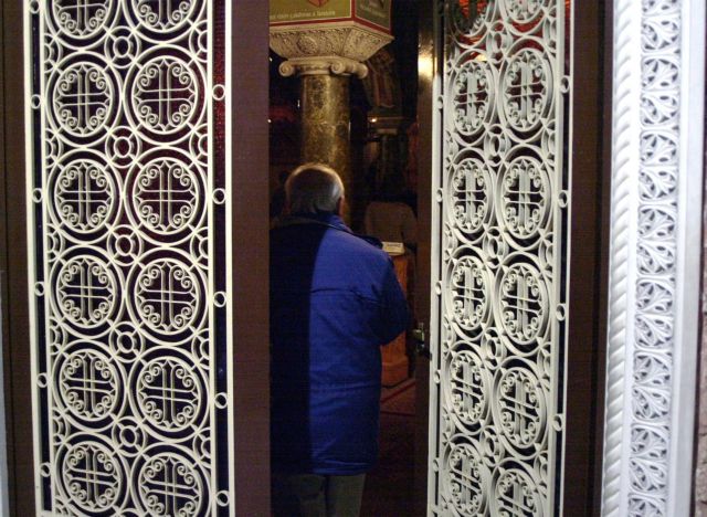 Στο φως υπόθεση για εικονικές δωρεές σε εκκλησίες των Φαρσάλων