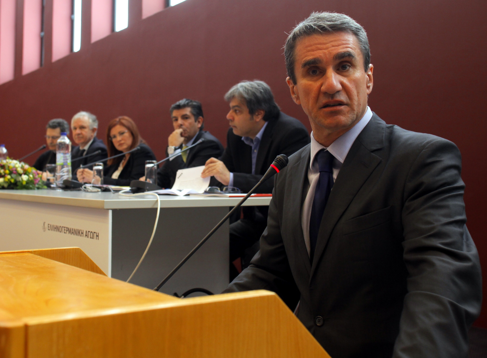 Τροπολογία για την επιστροφή των προνοιακών επιδομάτων-«μαϊμού» φέρνει το υπουργείο Υγείας