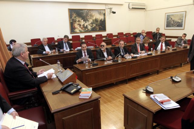 Πολιτική διαμάχη πυροδότησε το πόρισμα της Εξεταστικής για το έλλειμμα