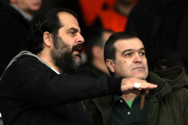 Οικονομική στήριξη υπό όρους υποσχέθηκαν στους παλαιμάχους Βγενόπουλος και Πατέρας